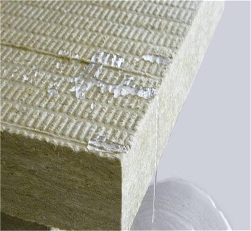 普通岩棉板和憎水外墙岩棉板有什么区别？